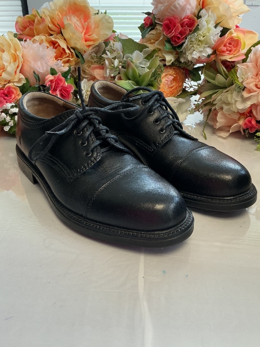 Dockers Men’s Black Leather Cap Toe Lace Up Dress Shoes Office Work Size 9M